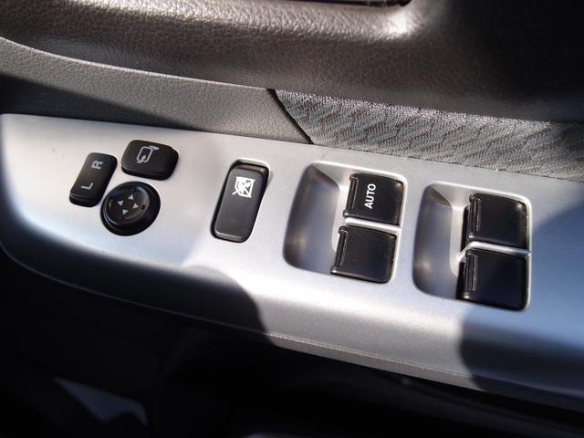 スペーシア Ｘリミテッド　４ＷＤ　ワンセグナビ・ＣＤ　レーダーブレーキサポート　両側電動スライドドア　フロント左右シートヒーター　ドアミラーヒーター　電動格納ミラー　スマートキー（23枚目）