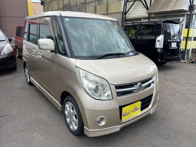 パレット Ｔ　４ＷＤ　ターボ　両側電動スライド　ナビ　ＴＶ　ＨＩＤ　スマートキー　シートヒーター　ベンチシート　盗難防止システム　ＡＢＳ　ＣＤ　ＵＳＢ　アルミホイール　衝突安全ボディ　エアコン　パワーステアリング（3枚目）