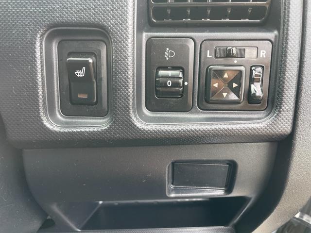 ｅＫワゴン Ｇ　４ＷＤ　バックカメラ　ナビ　ＴＶ　キーレスエントリー　電動格納ミラー　シートヒーター　ベンチシート　ＡＴ　ＡＢＳ　ＣＤ　ＵＳＢ　ミュージックプレイヤー接続可　Ｂｌｕｅｔｏｏｔｈ　アルミホイール（8枚目）