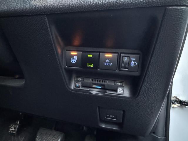 アクア G 全方囲カメラ セーフティセンス レーダークルーズ 禁煙車 AC100V電源 シートヒーター ドラレコ コーナーセンサー スマートキー LEDヘッド 10インチディスプレイオーディオ オートハイビーム(19枚目)