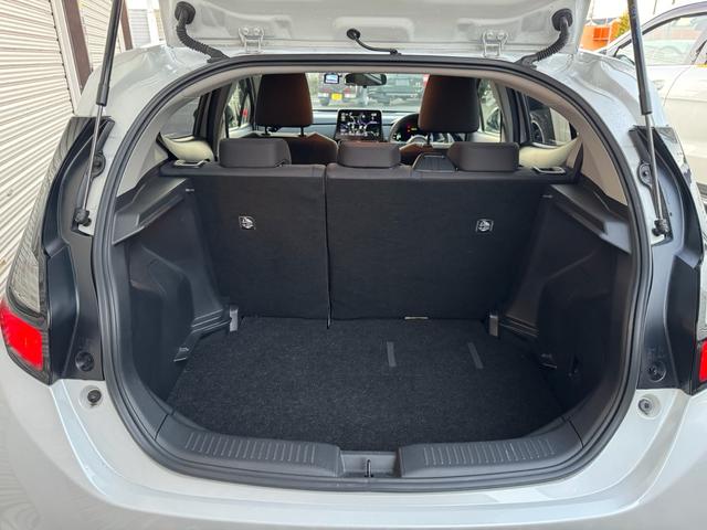 アクア G 全方囲カメラ セーフティセンス レーダークルーズ 禁煙車 AC100V電源 シートヒーター ドラレコ コーナーセンサー スマートキー LEDヘッド 10インチディスプレイオーディオ オートハイビーム(31枚目)