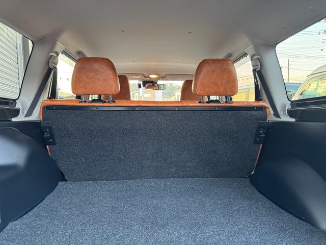 プロボックス ハイブリッドＦ　ステルスブラックエディションフルキット／新車ベースアーミーグリーンＡＰ／グリルマーカー／１０、１ディスプレイオーディオ／ＴＶ／ヴィンテージシートカバー／肘掛け／ＴＯＹＯオープンカントリー／マットアルミ（30枚目）