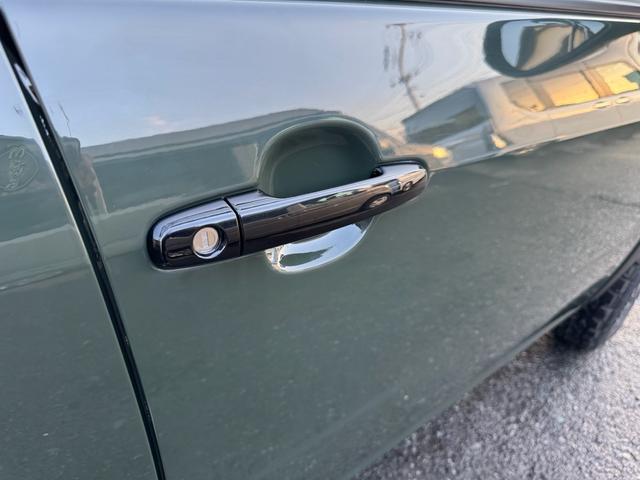 プロボックス ハイブリッドＦ　ステルスブラックエディションフルキット／新車ベースアーミーグリーンＡＰ／グリルマーカー／１０、１ディスプレイオーディオ／ＴＶ／ヴィンテージシートカバー／肘掛け／ＴＯＹＯオープンカントリー／マットアルミ（41枚目）