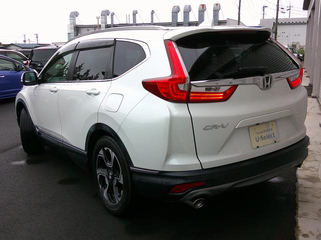 ＣＲ－Ｖ ＥＸ・マスターピース　純正ナビ・ＴＶ・バックカメラ・ＥＴＣ・ホンダセンシング・電子パーキング・パワーシート・電動テールゲート・サンルーフ・純正アルミ（6枚目）