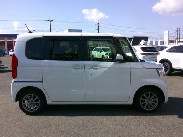 Ｎ－ＢＯＸ Ｇ・Ｌホンダセンシング　純正オーディオ・ホンダセンシング・衝突軽減ブレーキ・クルーズコントロール・ＬＫＡＳ・片側パワスラ・ＥＴＣ・シートヒーター・社外アルミ・ＬＥＤヘッドライト（9枚目）