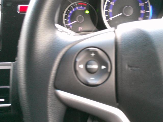 フィット 13G・Fパッケージ 純正ナビ・TV・バックカメラ(14枚目)