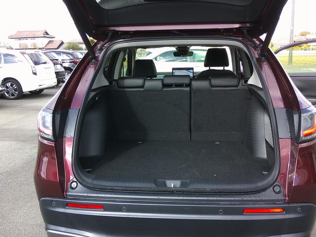 ZR-V e:HEVX HondaSENSING・ブラインドスポットインフォメーション・運転席&助手席シートヒーター・パワーテールゲート(予約クローズ機能付)・18インチアルミホイール(12枚目)