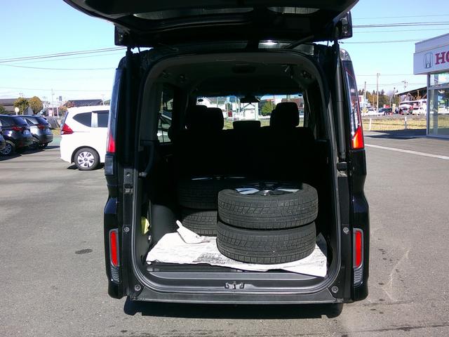 ステップワゴンスパーダ スパーダホンダセンシング 純正ナビ・TV・バックカメラ・ETC・両側パワスラ・ホンダセンシング・衝突軽減ブレーキ・クルーズコントロール・レーンキープアシスト・純正アルミ・LEDヘッドライト・フォグ(13枚目)