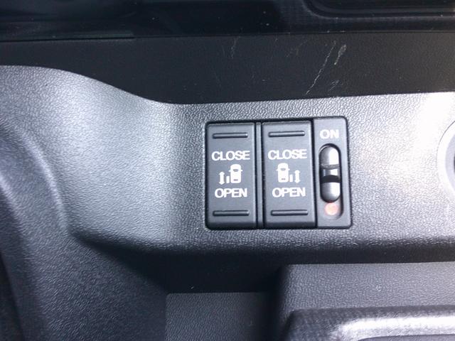 ステップワゴンスパーダ スパーダホンダセンシング 純正ナビ・TV・バックカメラ・ETC・両側パワスラ・ホンダセンシング・衝突軽減ブレーキ・クルーズコントロール・レーンキープアシスト・純正アルミ・LEDヘッドライト・フォグ(24枚目)