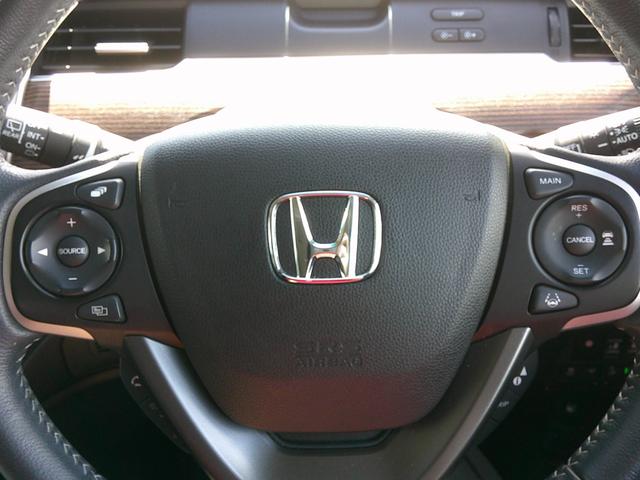 フリードハイブリッド ハイブリッド・クロスターホンダセンシング　純正ナビ・ＴＶ・バックカメラ・ＥＴＣ・ホンダセンシング・衝突軽減ブレーキ・クルーズコントロール・純正ドラレコ・純正エンスタ・純正アルミ・両側パワスラ・ＬＥＤヘッドライト・アクティブコーナリングライト・（11枚目）