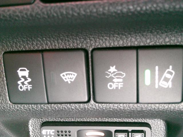 フリードハイブリッド ハイブリッド・クロスターホンダセンシング　純正ナビ・ＴＶ・バックカメラ・ＥＴＣ・ホンダセンシング・衝突軽減ブレーキ・クルーズコントロール・純正ドラレコ・純正エンスタ・純正アルミ・両側パワスラ・ＬＥＤヘッドライト・アクティブコーナリングライト・（22枚目）