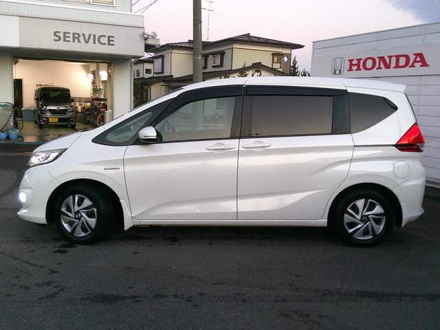 フリードハイブリッド ハイブリッド・Ｇホンダセンシング　純正ナビ・ＴＶ・バックカメラ・ホンダセンシング・衝突軽減ブレーキ・クルーズコントロール・レーンキープアシスト・ＥＴＣ・両側パワスラ・ＬＥＤヘッドライト・フォグ（5枚目）