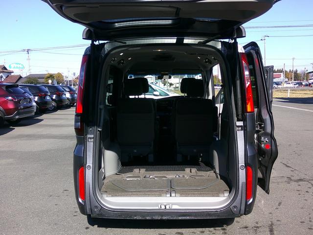 ステップワゴン Ｇ・ＥＸホンダセンシング　純正ナビ・ＴＶ・マルチビューモニター・ＥＴＣ・ホンダセンシング・衝突軽減ブレーキ・クルーズコントロール・・ＬＫＡＳ・両側パワスラ・フリップダウンモニター・純正アルミ・ＬＥＤヘッドライト（11枚目）