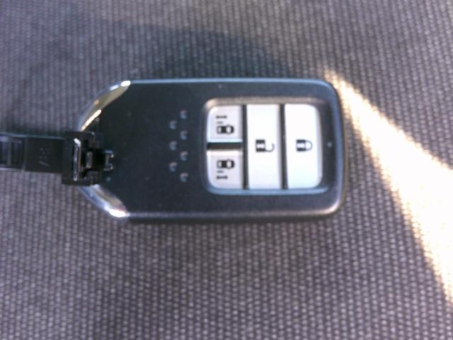 ステップワゴン Ｇ・ＥＸホンダセンシング　純正ナビ・ＴＶ・マルチビューモニター・ＥＴＣ・ホンダセンシング・衝突軽減ブレーキ・クルーズコントロール・・ＬＫＡＳ・両側パワスラ・フリップダウンモニター・純正アルミ・ＬＥＤヘッドライト（24枚目）