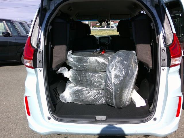 フリード Ｇ　純正ナビ・ＴＶ・バックカメラ・ＥＴＣ・両側パワスラ・ホンダセンシング・衝突軽減ブレーキ・クルーズコントロール・レーンキープアシスト・ドラレコ３カメ（11枚目）