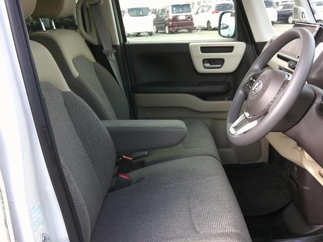 Ｎ－ＢＯＸ Ｇ・Ｌホンダセンシング　純正ナビ・ＴＶ・バックカメラ・ドラレコ・エンジンスターター・ＥＴＣ・シートヒーター・パワースライドドア・ホンダセンシング・衝突軽減ブレーキ・クルーズコントロール・レーンキープアシスト（9枚目）