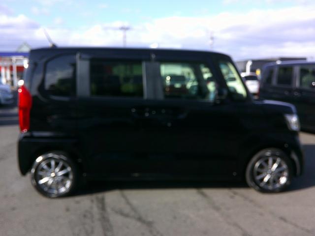 Ｎ－ＢＯＸ Ｇ・Ｌホンダセンシング　純正ナビ・ＴＶ・ＥＴＣ・パワースライドドア・シートヒーター・純正エンスタ・ホンダセンシング・衝突軽減ブレーキ・クルーズコントロール・レーンキープアシスト・社外アルミ・ＬＥＤヘッドライト（9枚目）