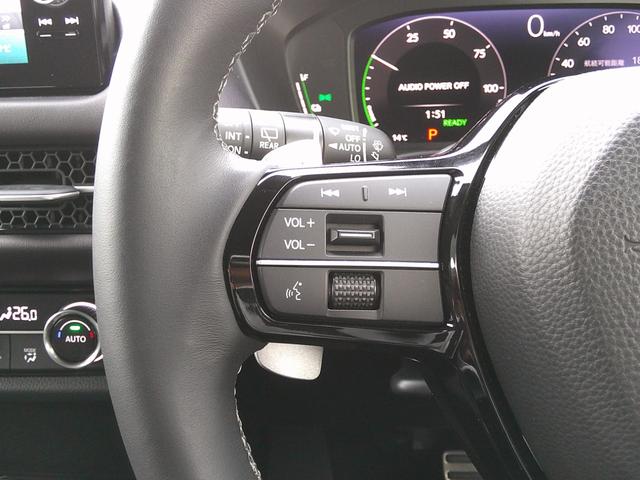 ZR-V e:HEVZ 純正ナビ・TV・マルチビューモニター・ホンダセンシング・衝突軽減ブレーキ・クルーズコントロール・レーンキープアシスト・電動テールゲート・ステアリングヒーター・電子パーキング・オートブレーキホールド機能(13枚目)