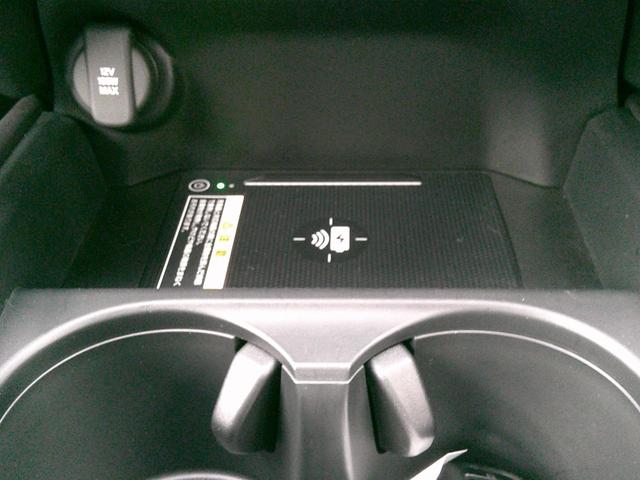 ZR-V e:HEVZ 純正ナビ・TV・マルチビューモニター・ホンダセンシング・衝突軽減ブレーキ・クルーズコントロール・レーンキープアシスト・電動テールゲート・ステアリングヒーター・電子パーキング・オートブレーキホールド機能(19枚目)