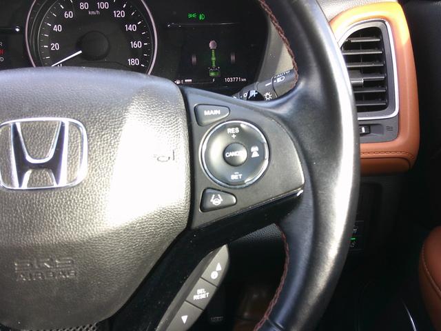 ヴェゼル ハイブリッドZ・ホンダセンシング 純正ナビ・TV・バックカメラ・ETC・ホンダセンシング・衝突軽減ブレーキ・クルーズコントロール・レーンキープアシスト・電子パーキング・オートブレーキホールド機能・LEDヘッドライト・フォグ(14枚目)