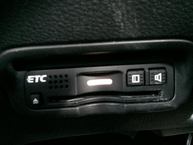 ヴェゼル ハイブリッドZ・ホンダセンシング 純正ナビ・TV・バックカメラ・ETC・ホンダセンシング・衝突軽減ブレーキ・クルーズコントロール・レーンキープアシスト・電子パーキング・オートブレーキホールド機能・LEDヘッドライト・フォグ(16枚目)