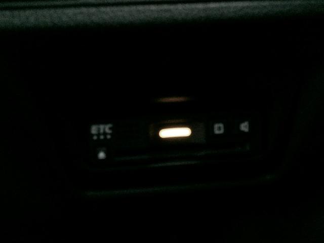 ステップワゴンスパーダ スパーダハイブリッドGホンダセンシング 純正ナビ・TV・バックカメラ・フリップダウンモニター・両側パワスラ・ETC・ホンダセンシング・衝突軽減ブレーキ・クルーズコントロール・レーンキープアシスト・電子パーキング・オートブレーキホールド機能(19枚目)