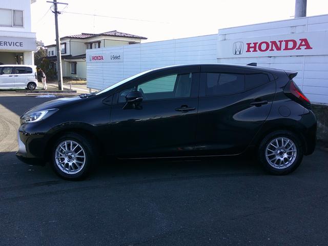 アクア Ｚ　純正ナビ・ＴＶ・バックカメラ・衝突軽減ブレーキ・路外逸脱抑制機能・クルーズコントロール・ＥＴＣ・ドラレコ・ＬＥＤヘッドライト・フォグ（5枚目）