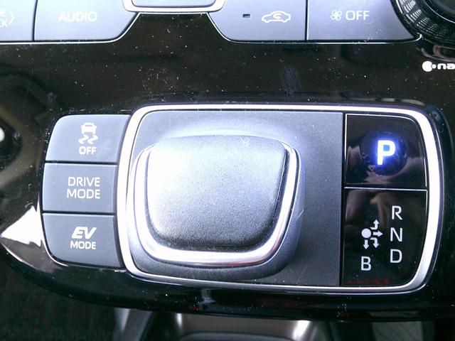 アクア Ｚ　純正ナビ・ＴＶ・バックカメラ・衝突軽減ブレーキ・路外逸脱抑制機能・クルーズコントロール・ＥＴＣ・ドラレコ・ＬＥＤヘッドライト・フォグ（19枚目）