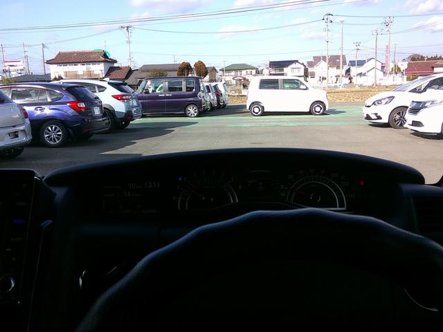 N-BOXカスタム L 純正ナビ・TV・バックカメラ・DVD・ETC・純正エンジンスターター・ドラレコ・両側パワスラ・ホンダセンシング・衝突軽減ブレーキ・クルーズコントロール・レーンキープアシスト・LEDヘッドライト・フォグ(13枚目)