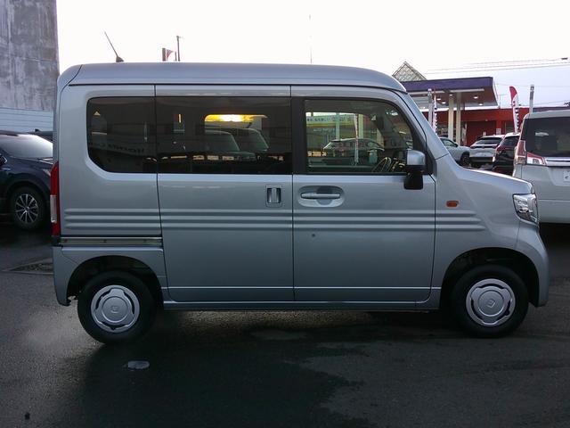 Ｎ－ＶＡＮ Ｌ・ホンダセンシング　ＡＭ／ＦＭチューナー・マルチリフレクターハロゲンヘッドライト・充電用ＵＳＢジャック（急速充電対応タイプ２個付）・フロントシートアームレスト・電動格納式リモコンカラードドアミラー（9枚目）