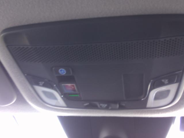 フィット ｅ：ＨＥＶベーシック　純正ナビ・ＴＶ・バックカメラ・ＥＴＣ・ホンダセンシング・衝突軽減ブレーキ・路外逸脱抑制機能・クルーズコントロール・電子パーキング・オートブレーキホールド機能・ドラレコ・ＬＥＤヘッドライト（25枚目）