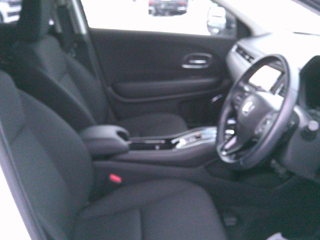 ヴェゼル ハイブリッドＸ・ホンダセンシング　ホンダセンシング・衝突軽減ブレーキ・クルーズコントロール・レーンキープアシスト・電子パーキング・オートブレーキホールド機能・純正ナビ・ＴＶ・バックカメラ・シートヒーター・ＥＴＣ・前後ドラレコ（10枚目）