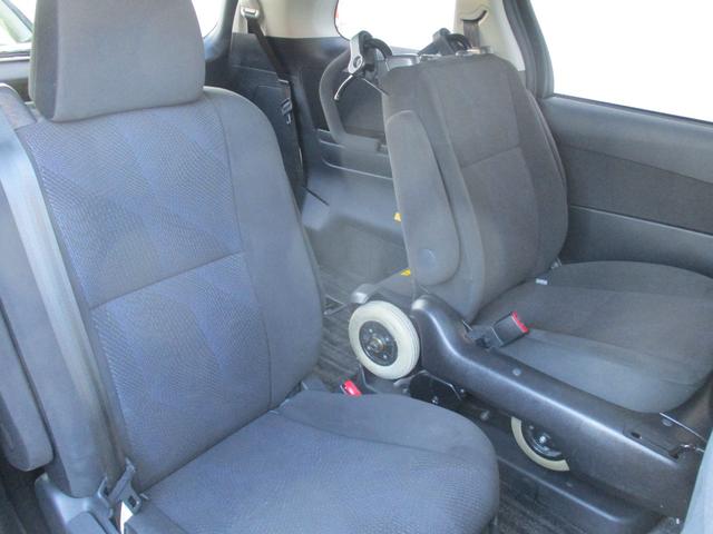 エスティマハイブリッド アエラス　４ＷＤ　純正ＨＤＤナビ　地デジ　両側パワースライド　パワーバックドア　パワーシート　フロント・サイド・バックモニター　モデリスタエアロ・グリル　ＥＴＣ　サイドリフトアップシート　純正１７インチＡＷ（12枚目）