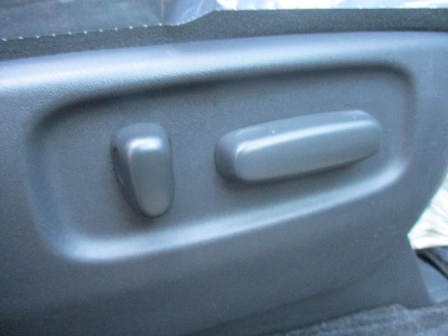 エスティマハイブリッド アエラス　４ＷＤ　純正ＨＤＤナビ　地デジ　両側パワースライド　パワーバックドア　パワーシート　フロント・サイド・バックモニター　モデリスタエアロ・グリル　ＥＴＣ　サイドリフトアップシート　純正１７インチＡＷ（28枚目）