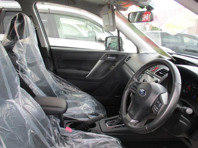 フォレスター 2.0XT アイサイト 4WD 純正SDナビ 地デジ 本革シート シートヒーター パワーシート バックモニター パワーバックドア クルーズコントロール HID ETC スマートキー 純正18インチAW(5枚目)