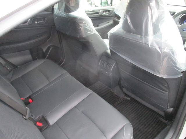 レガシィB4 リミテッド 4WD アイドリングストップ 社外メモリーナビ 地デジ 本革シート パワーシート シートヒーター バックモニター LEDヘットライト クルーズコントロール ETC スマートキー 純正18インチAW(9枚目)