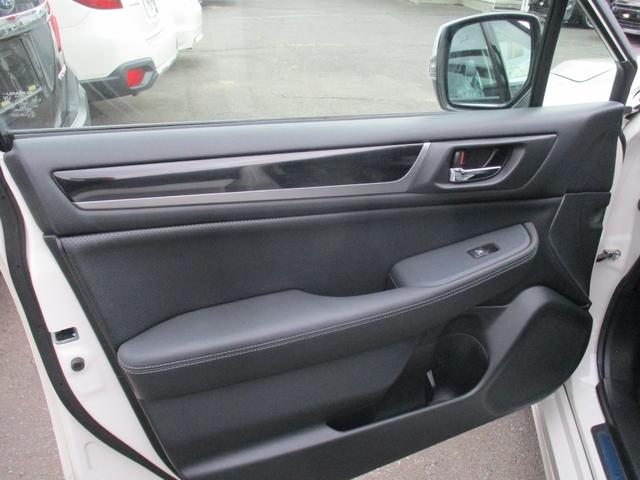 レガシィB4 リミテッド 4WD アイドリングストップ 社外メモリーナビ 地デジ 本革シート パワーシート シートヒーター バックモニター LEDヘットライト クルーズコントロール ETC スマートキー 純正18インチAW(15枚目)