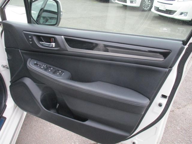 レガシィB4 リミテッド 4WD アイドリングストップ 社外メモリーナビ 地デジ 本革シート パワーシート シートヒーター バックモニター LEDヘットライト クルーズコントロール ETC スマートキー 純正18インチAW(16枚目)