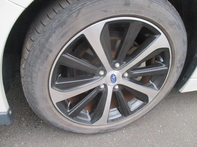 レガシィB4 リミテッド 4WD アイドリングストップ 社外メモリーナビ 地デジ 本革シート パワーシート シートヒーター バックモニター LEDヘットライト クルーズコントロール ETC スマートキー 純正18インチAW(39枚目)