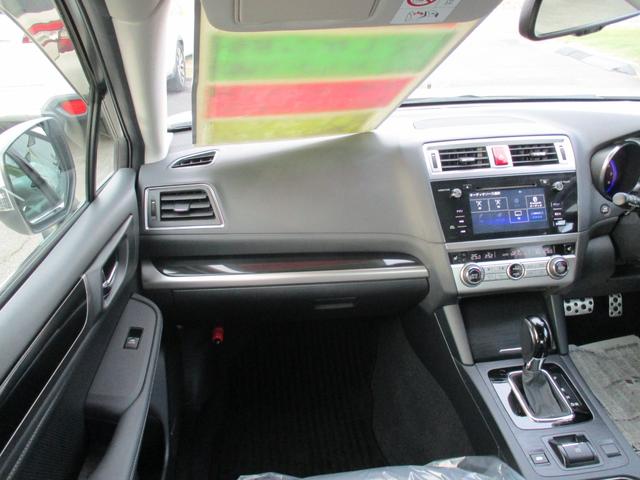 レガシィB4 リミテッド 4WD アイドリングストップ 純正SDナビ 地デジ 本革シート パワーシート シートヒーター バックモニター LEDヘットライト クルーズコントロール ETC スマートキー 純正18インチAW(3枚目)