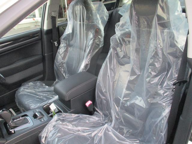 レガシィB4 リミテッド 4WD アイドリングストップ 純正SDナビ 地デジ 本革シート パワーシート シートヒーター バックモニター LEDヘットライト クルーズコントロール ETC スマートキー 純正18インチAW(6枚目)