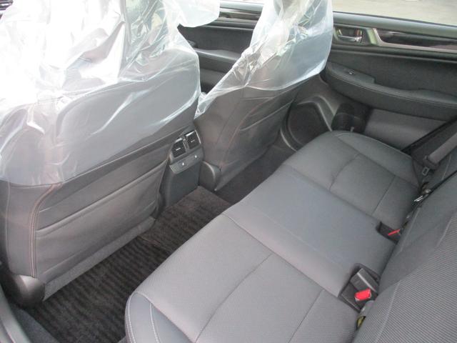 レガシィB4 リミテッド 4WD アイドリングストップ 純正SDナビ 地デジ 本革シート パワーシート シートヒーター バックモニター LEDヘットライト クルーズコントロール ETC スマートキー 純正18インチAW(8枚目)