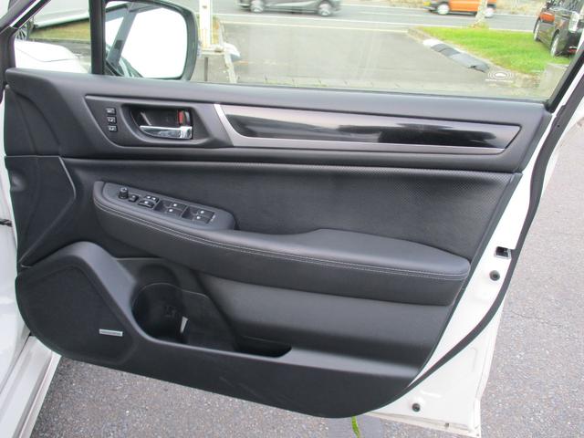 レガシィB4 リミテッド 4WD アイドリングストップ 純正SDナビ 地デジ 本革シート パワーシート シートヒーター バックモニター LEDヘットライト クルーズコントロール ETC スマートキー 純正18インチAW(18枚目)