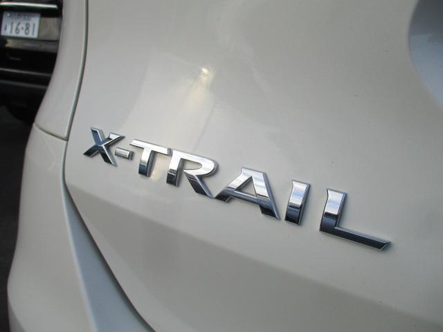 エクストレイル モード・プレミア　オーテック３０ｔｈアニバーサリー　４ＷＤ　アイドリングストップ　純正ＳＤナビ　地デジ　アラウンドビューモニター　ＬＥＤヘットライト　本革シート　シートヒーター　クルーズコントロール　ＥＴＣ　ＥＧスターター　寒冷地仕様車　１８インチＡＷ（14枚目）