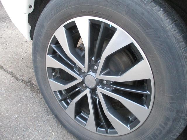 エクストレイル モード・プレミア　オーテック３０ｔｈアニバーサリー　４ＷＤ　アイドリングストップ　純正ＳＤナビ　地デジ　アラウンドビューモニター　ＬＥＤヘットライト　本革シート　シートヒーター　クルーズコントロール　ＥＴＣ　ＥＧスターター　寒冷地仕様車　１８インチＡＷ（43枚目）