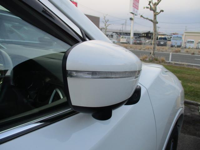 エクストレイル モード・プレミア　オーテック３０ｔｈアニバーサリー　４ＷＤ　アイドリングストップ　純正ＳＤナビ　地デジ　アラウンドビューモニター　ＬＥＤヘットライト　本革シート　シートヒーター　クルーズコントロール　ＥＴＣ　ＥＧスターター　寒冷地仕様車　１８インチＡＷ（46枚目）