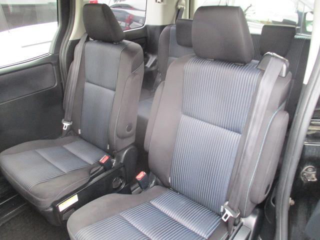 ヴォクシー ZS 煌II 4WD アイドリングストップ 純正メモリーナビ 地デジ 両側パワースライド バックモニター LEDヘットライト ダウンサス ビルトインETC プリクラッシュセーフティシステム 純正EGスターター(10枚目)