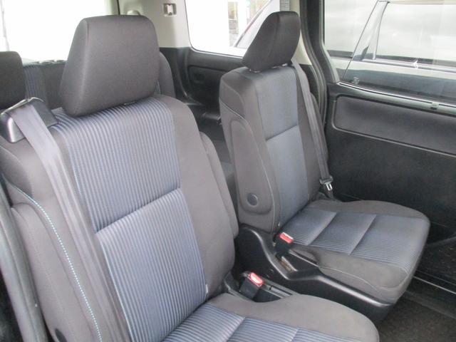 ヴォクシー ZS 煌II 4WD アイドリングストップ 純正メモリーナビ 地デジ 両側パワースライド バックモニター LEDヘットライト ダウンサス ビルトインETC プリクラッシュセーフティシステム 純正EGスターター(11枚目)
