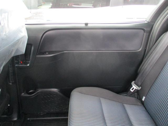 ヴォクシー ZS 煌II 4WD アイドリングストップ 純正メモリーナビ 地デジ 両側パワースライド バックモニター LEDヘットライト ダウンサス ビルトインETC プリクラッシュセーフティシステム 純正EGスターター(20枚目)