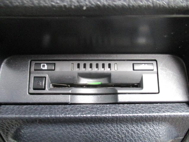 ヴォクシー ZS 煌II 4WD アイドリングストップ 純正メモリーナビ 地デジ 両側パワースライド バックモニター LEDヘットライト ダウンサス ビルトインETC プリクラッシュセーフティシステム 純正EGスターター(24枚目)